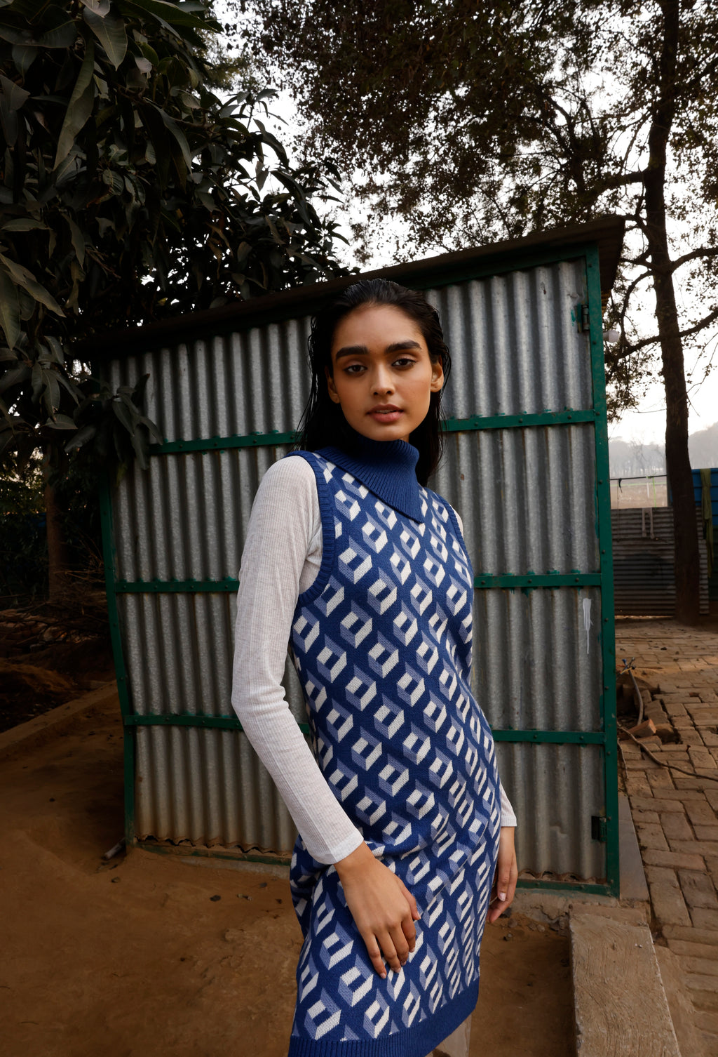 RETRO PATTERNED DRESS-BLUE