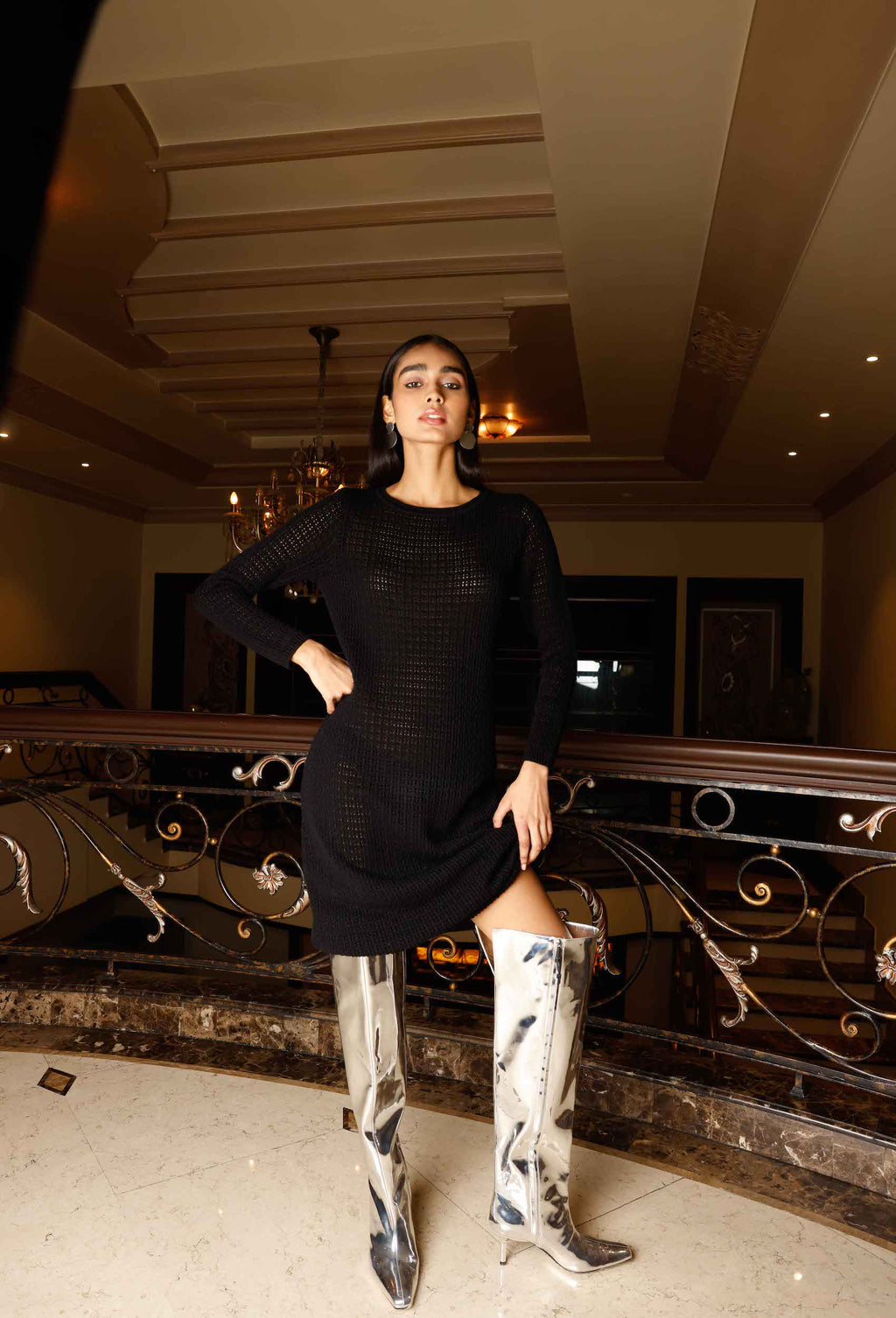 LONG DRESS IN MESH KNIT