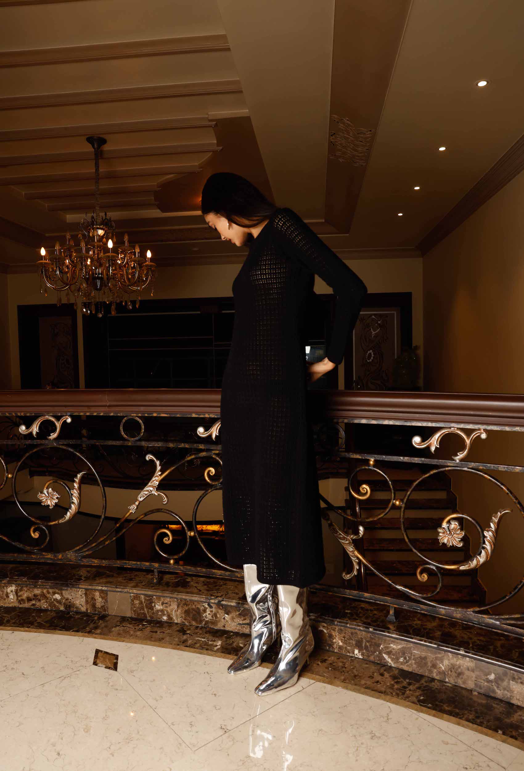 LONG DRESS IN MESH KNIT