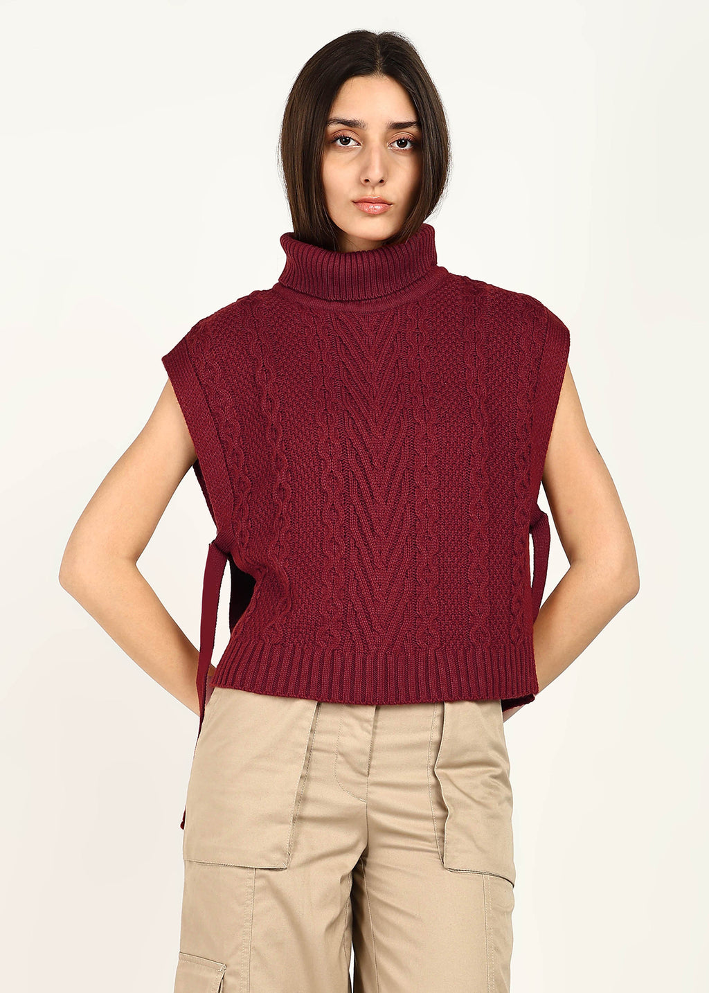 CABLE KNIT PONCHO - WINE RED