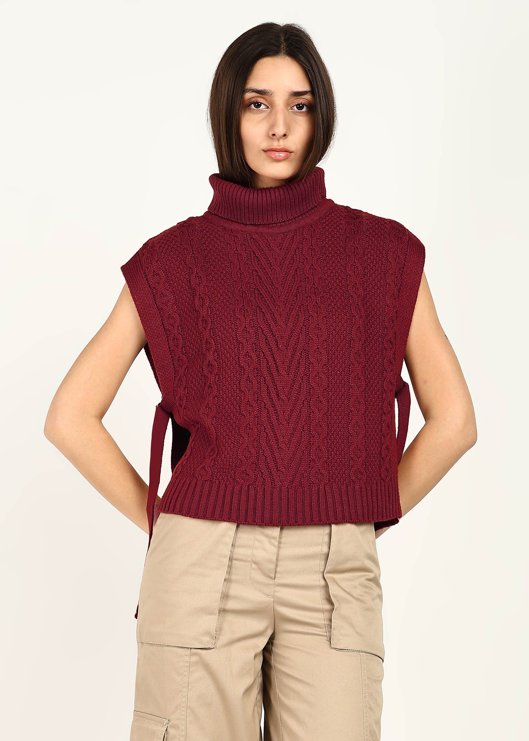CABLE KNIT PONCHO - WINE RED