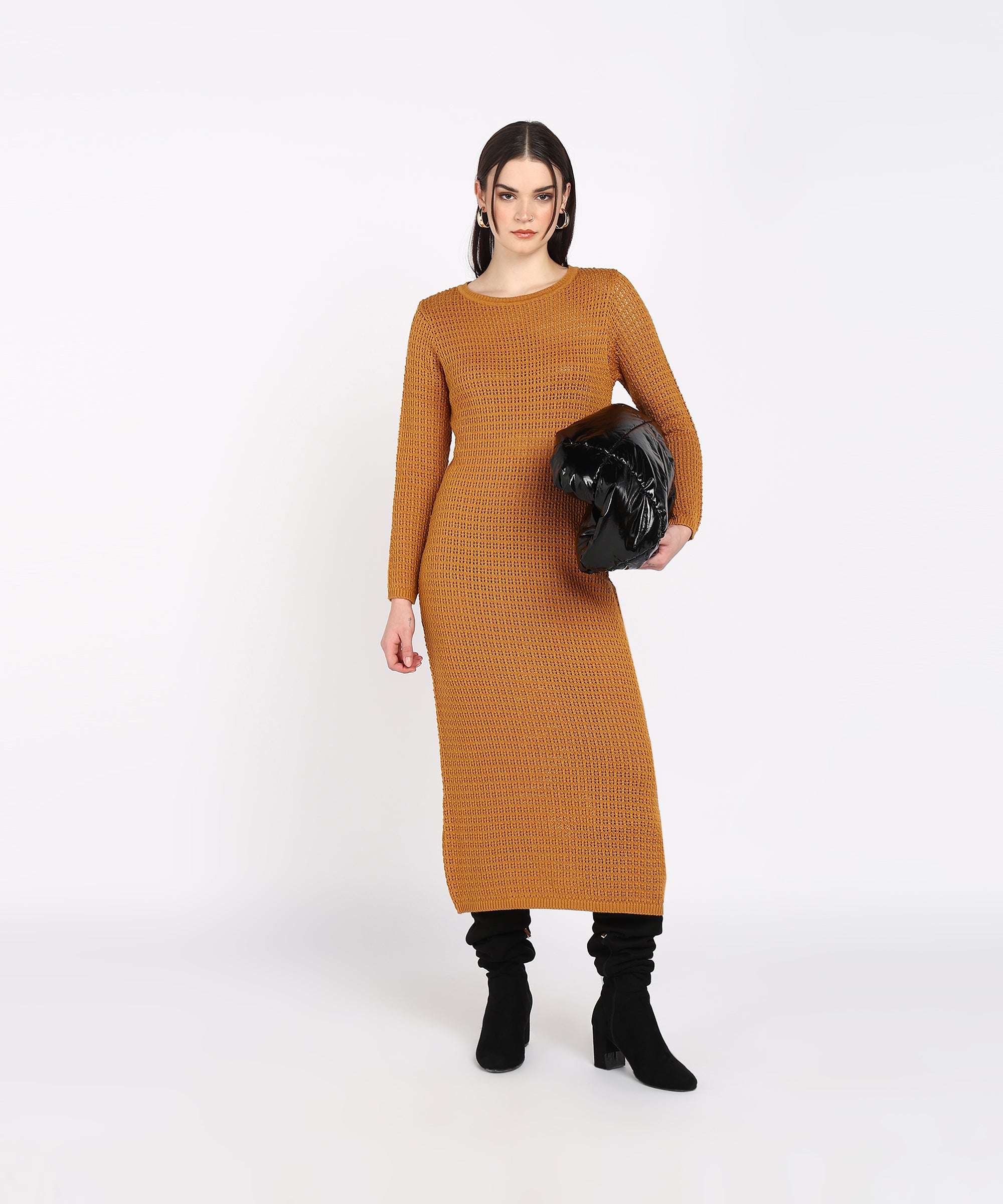 LONG DRESS IN MESH KNIT