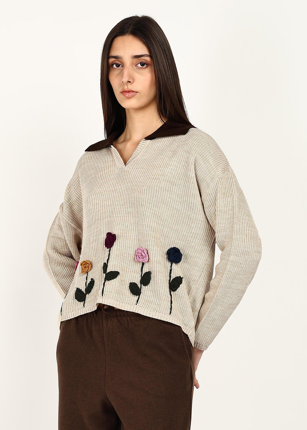 TOP WITH HAND CROCHET FLOWERS