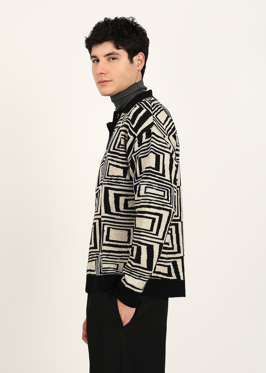 MIRAGE JACQUARD TOP - BLACK / CAMEL