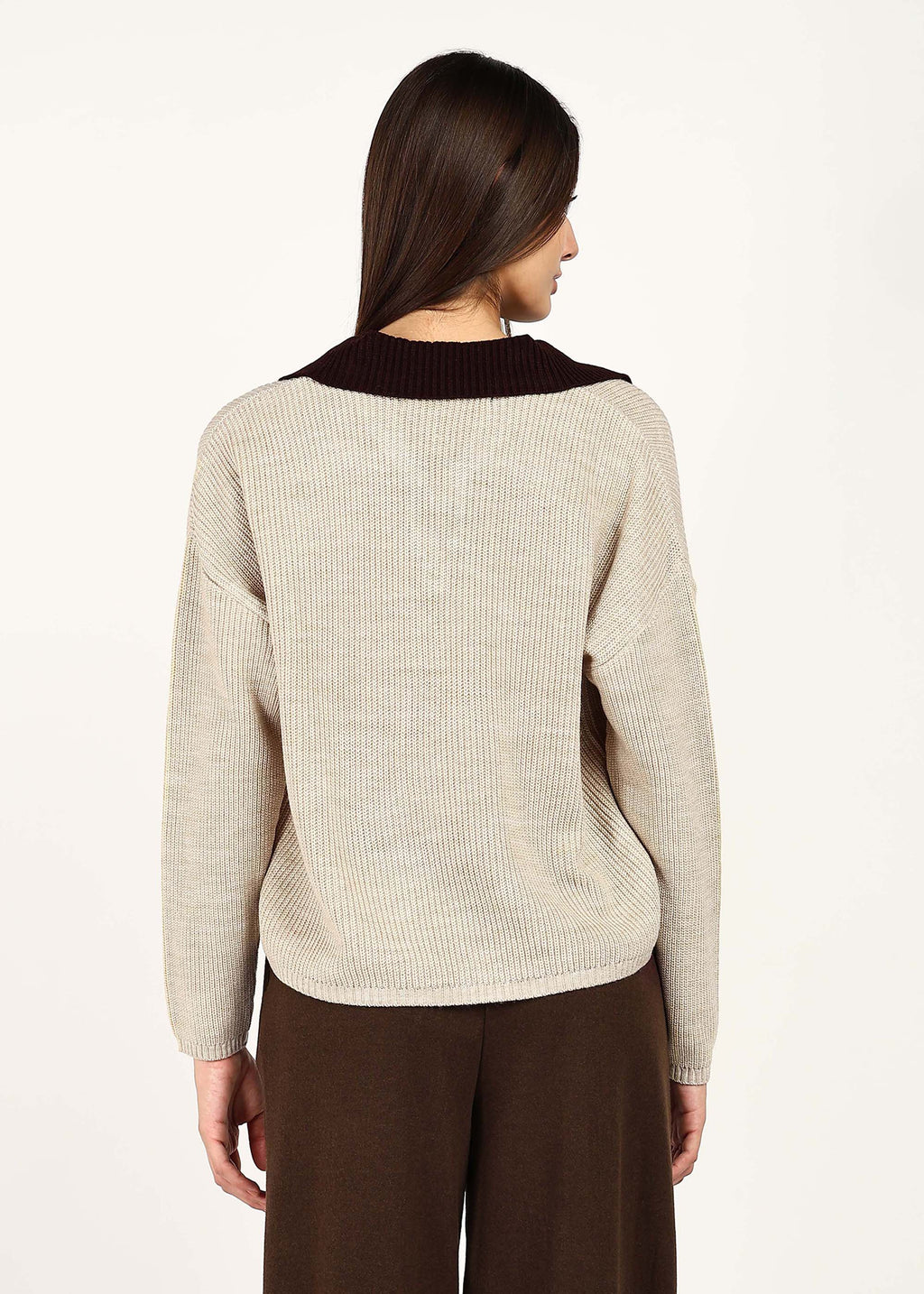 TOP WITH HAND CROCHET FLOWERS