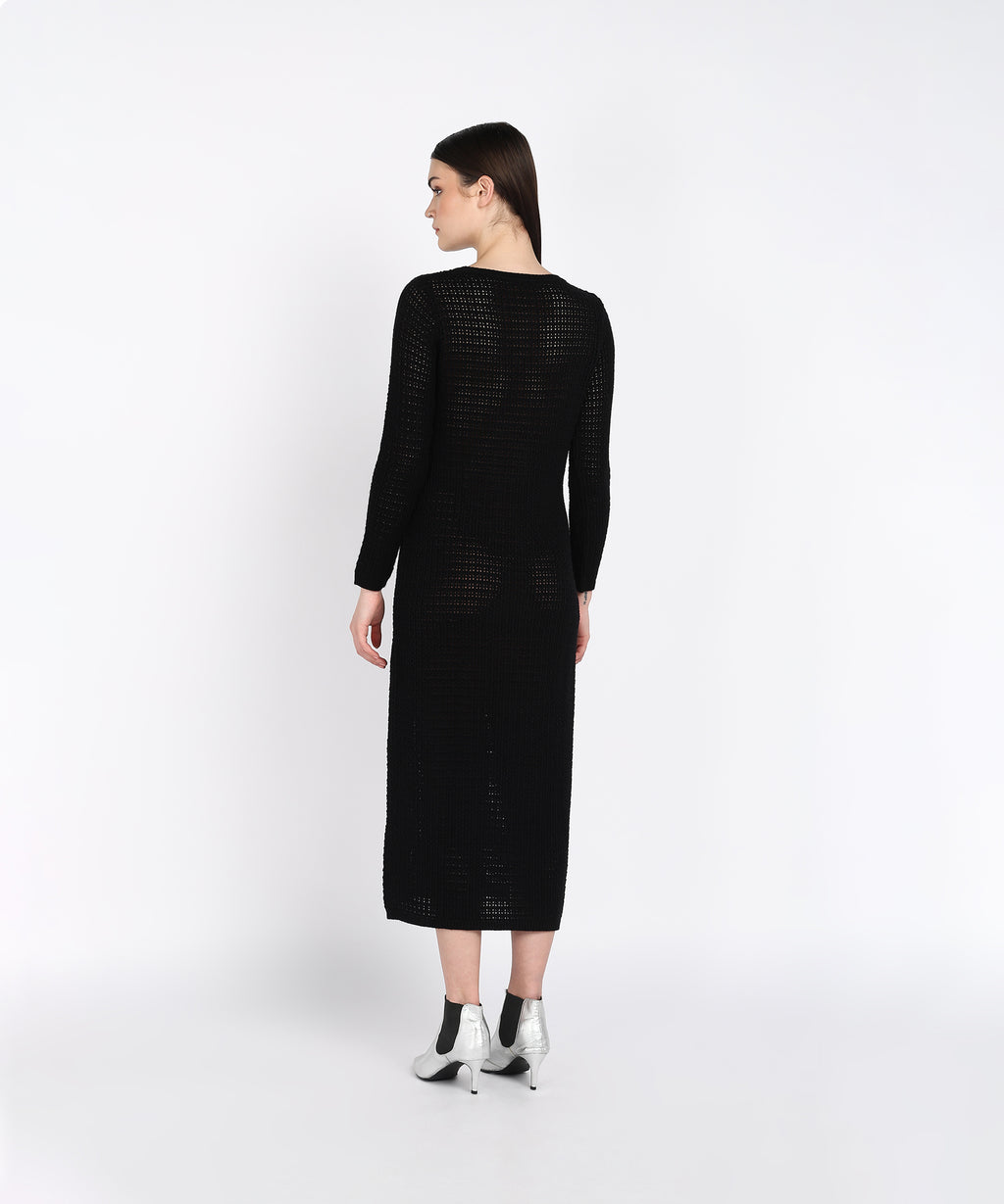 LONG DRESS IN MESH KNIT