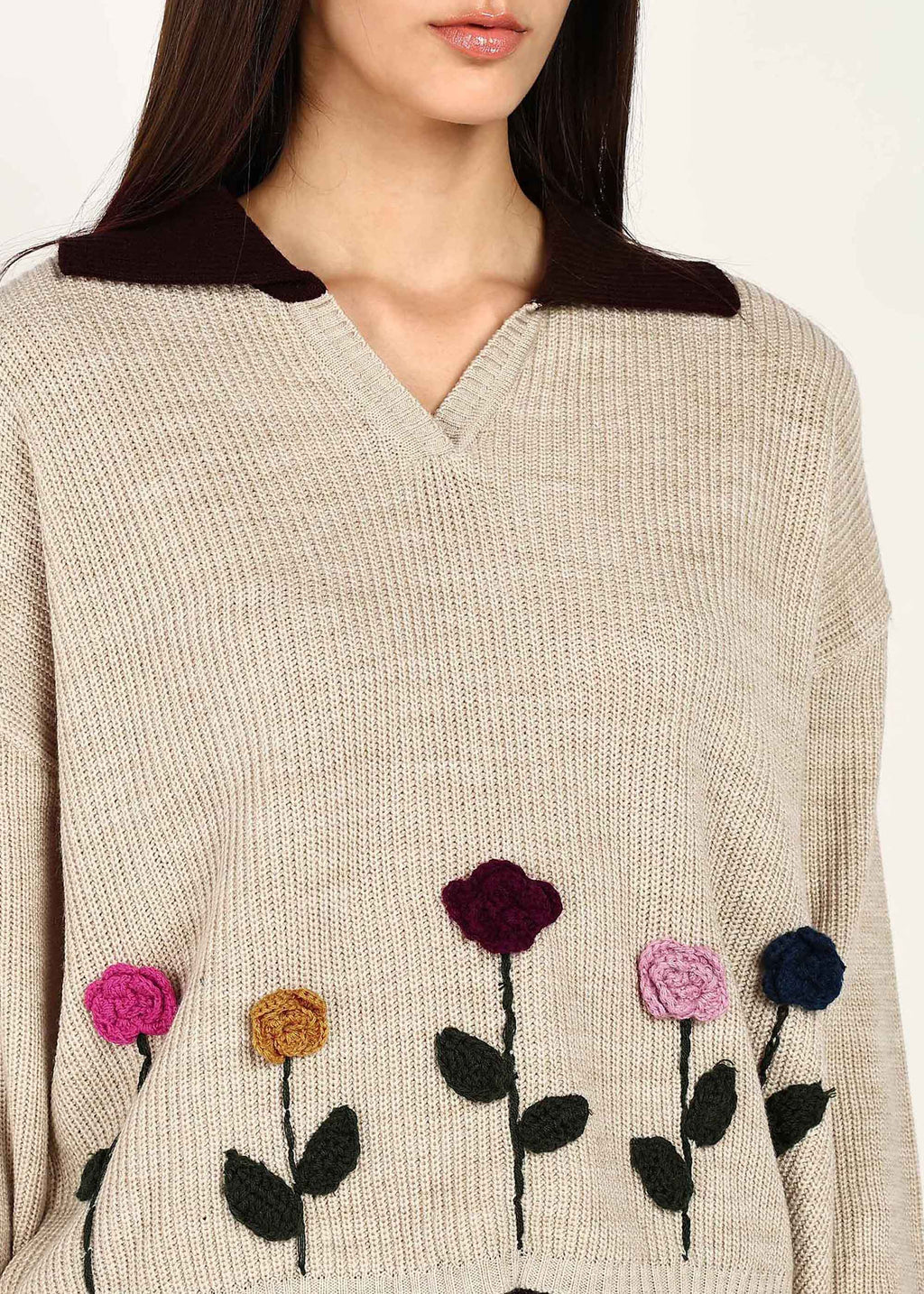TOP WITH HAND CROCHET FLOWERS