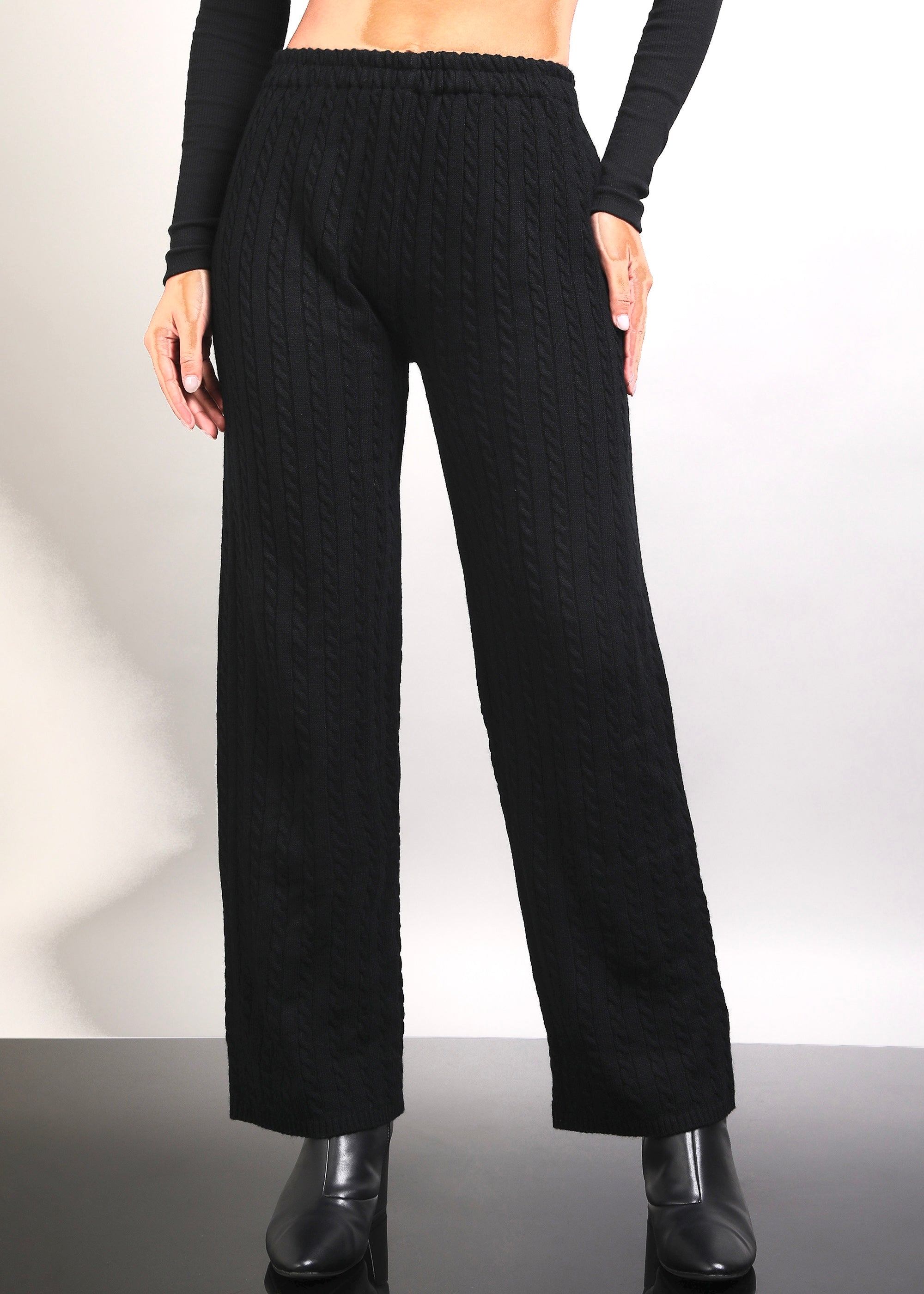 Jiia Statement Zipper And Pant Set - Black